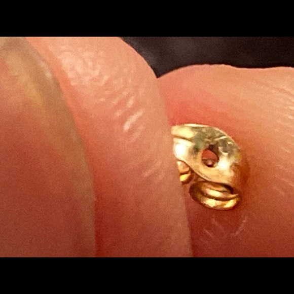 14k CARTILAGE EARRINGS! - Picture 4 of 5